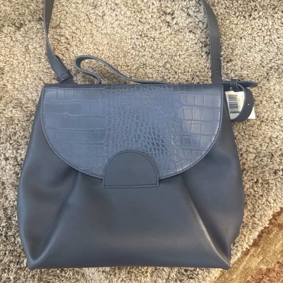 Geir Ness Handbags - Chic Croc-Embossed Navy Shoulder Bag